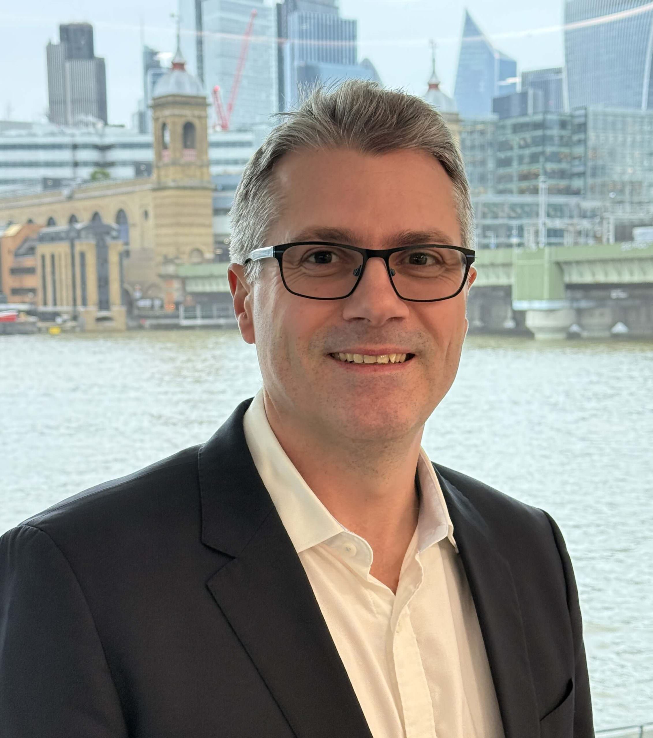 Team Member profile LFO